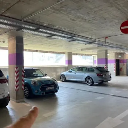 Lejlighed View From 30. Floor, Parking Price Included *
