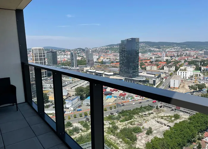 Апартаменти View From 30. Floor, Parking Price Included *